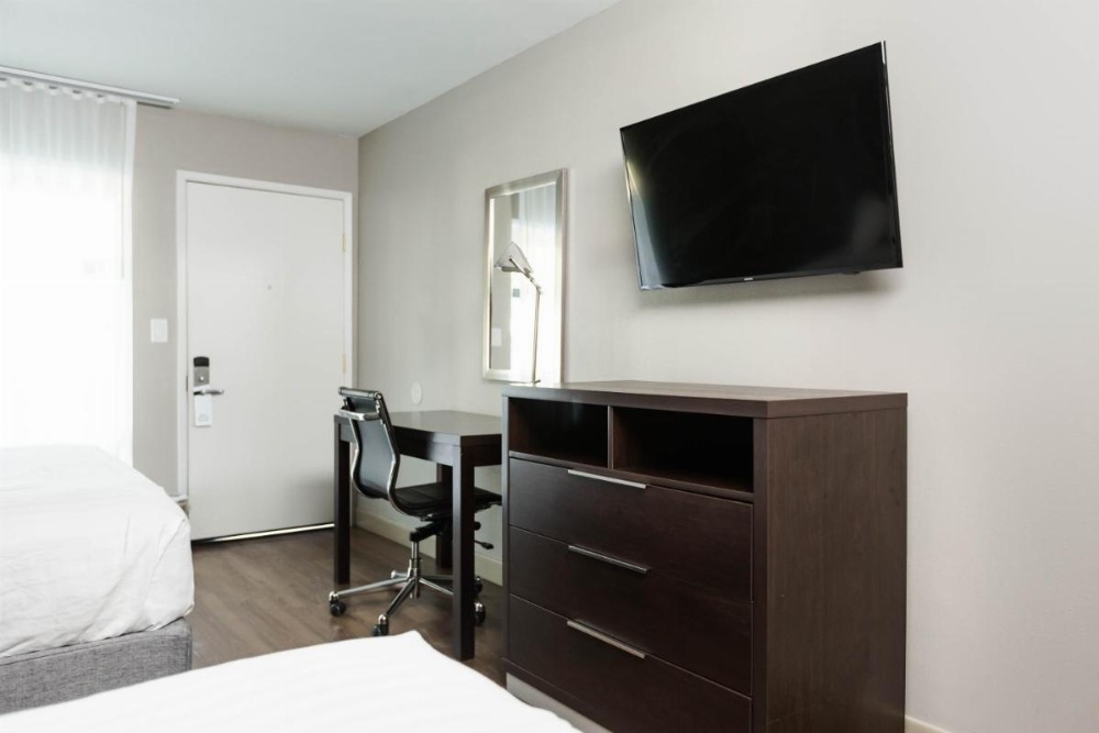Vagabond Inn Oxnard Image 6