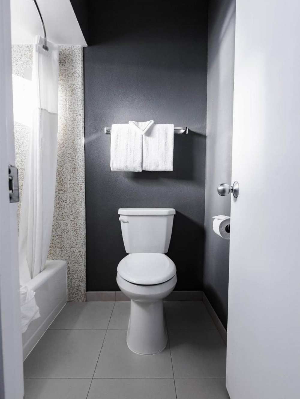 Vagabond Inn Oxnard Image 7